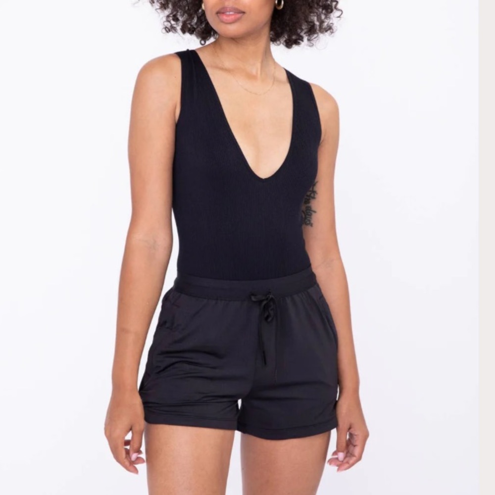 5 for $20 SALE! MONO B RIBBED BODYSUIT v neck